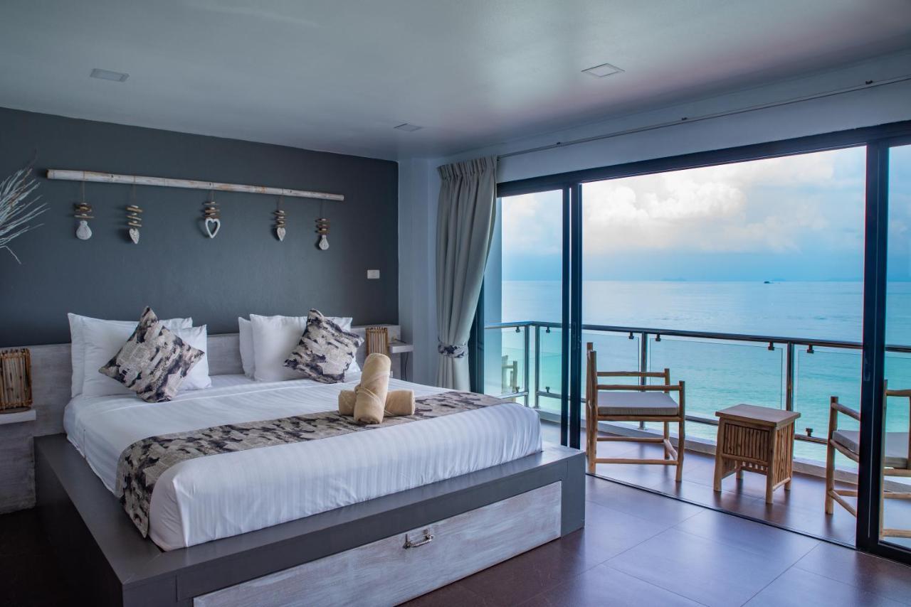 Riviera Hotel 3*