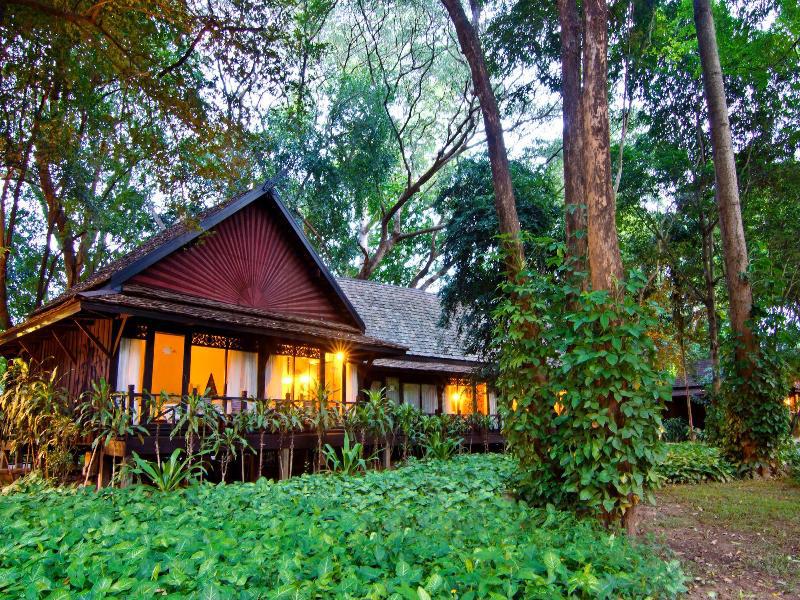 River Lodge *