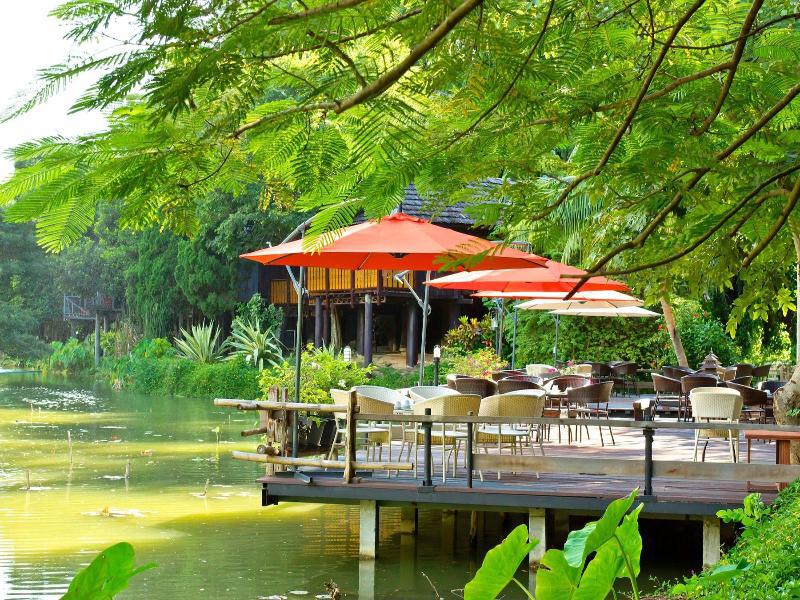 Lodge River *