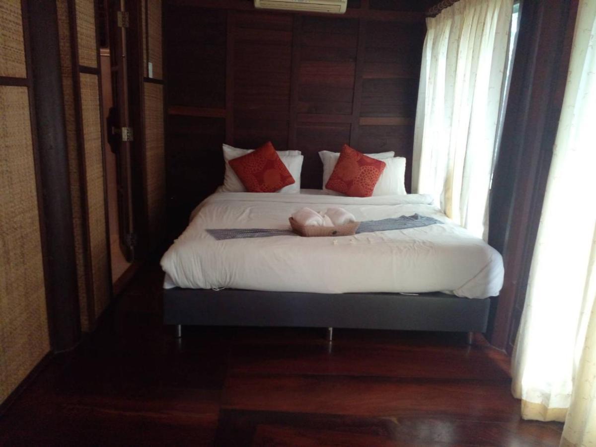 Resort Baansuanleelawadee