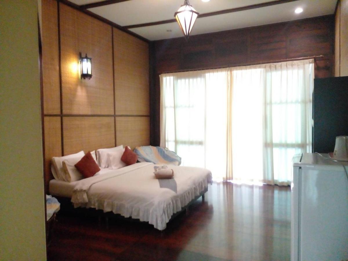 Resort Baansuanleelawadee 3*