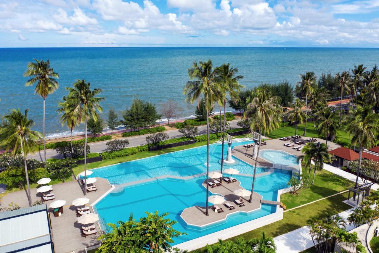Wyndham Hua Hin Pranburi & 4* Ban Pak Nam Pran