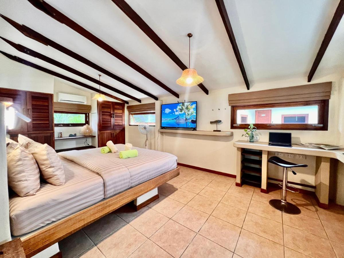 Guest house Three Rare & Private Front Thongsala