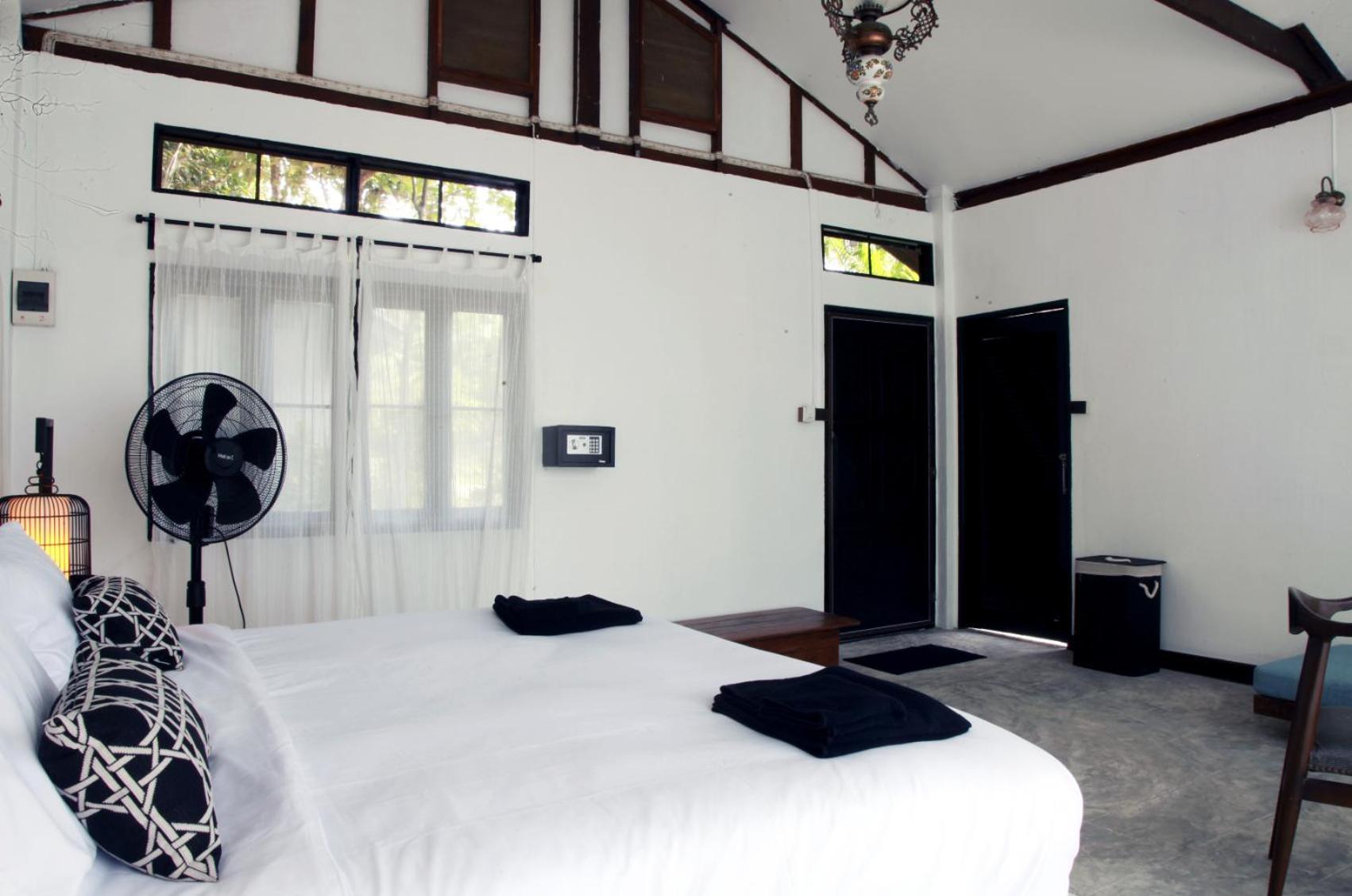 Guest house Barefoot Project Formerly Baan Klong Kleng