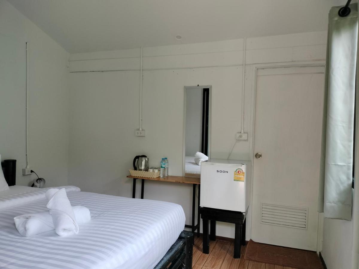 Lodge Namthip Homebeach