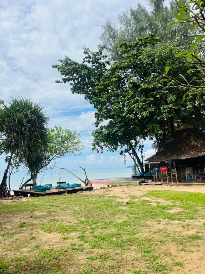 Sanctuary Lanta Resort