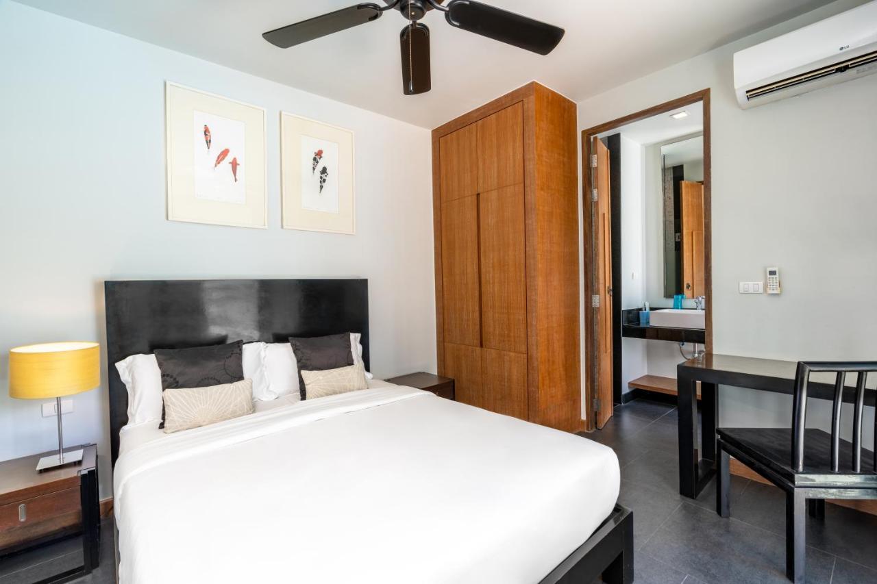 Bangtao Laguna Villa: Poolside Luxury With Smart Tv Pousada