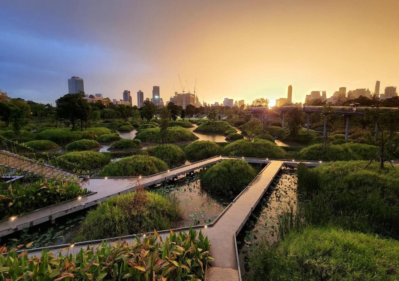 Centre Point Sukhumvit 10 Hotel 4*
