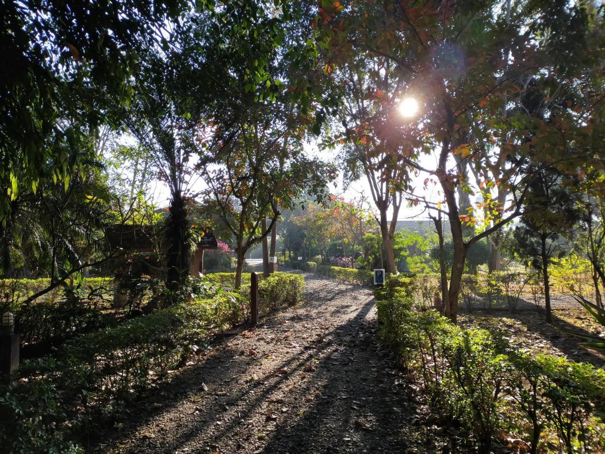 Resort Khoom Kam Kaew Phrao