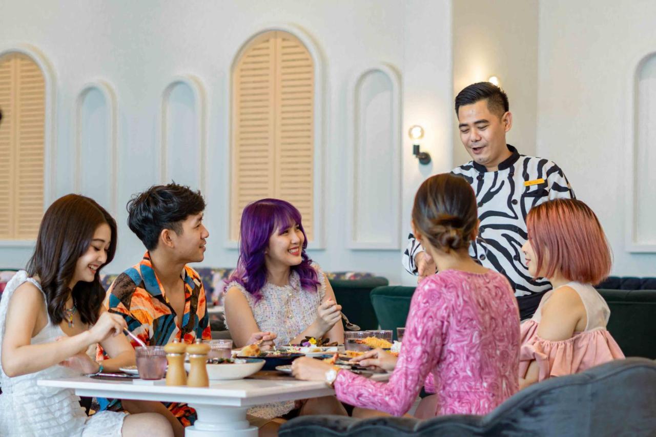 The Gems Mining Pool Pattaya Hotel