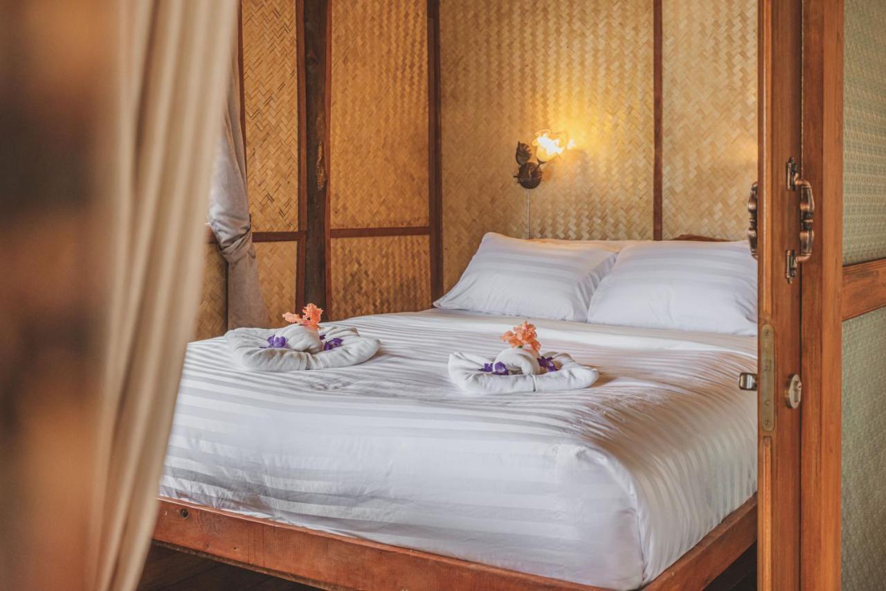 Banyan Bay Villas Homestay Koh Jum