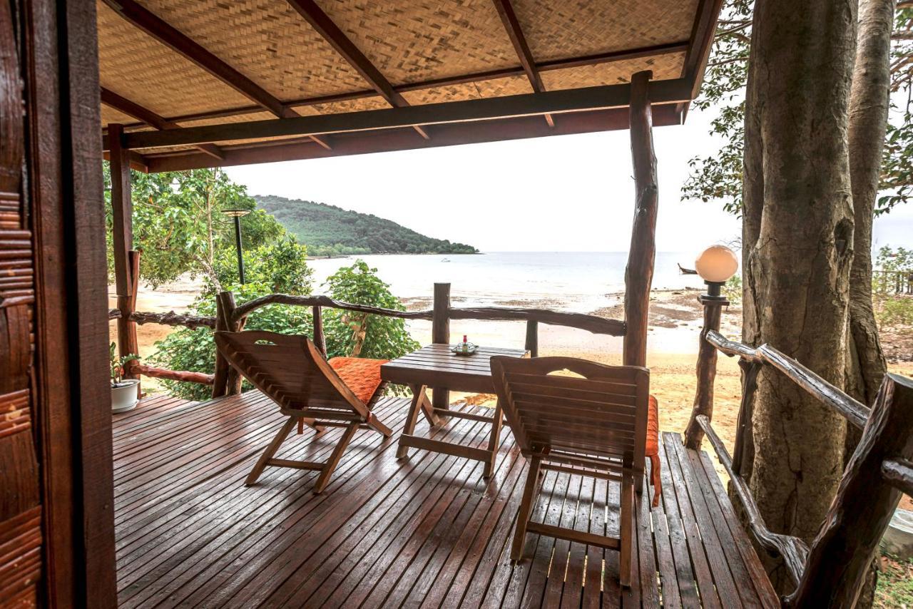 Homestay Banyan Bay Villas Koh Jum