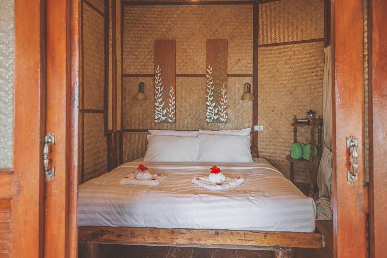 Banyan Bay Villas Homestay *