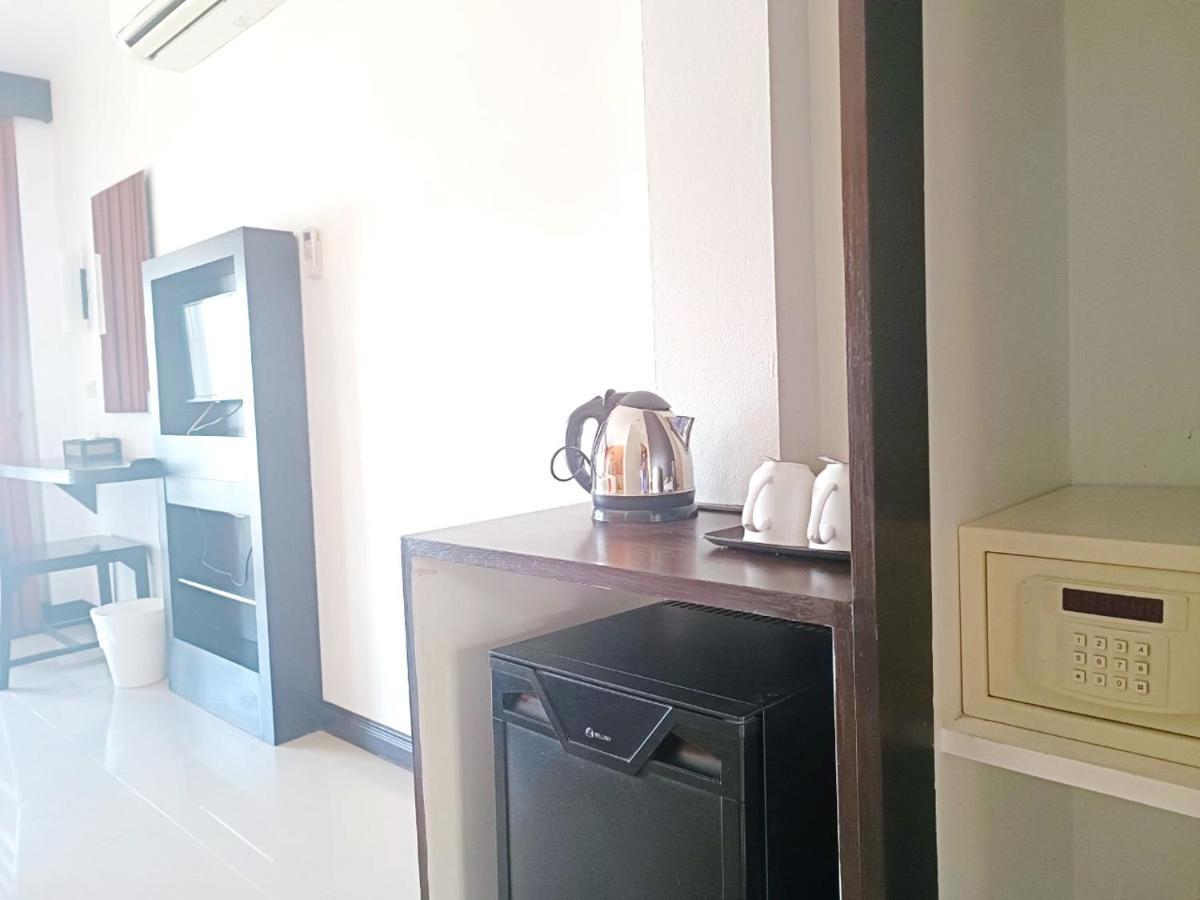 Chiangkhong Teak Garden Riverfront Onsen Hotel- Sha Extra 4*