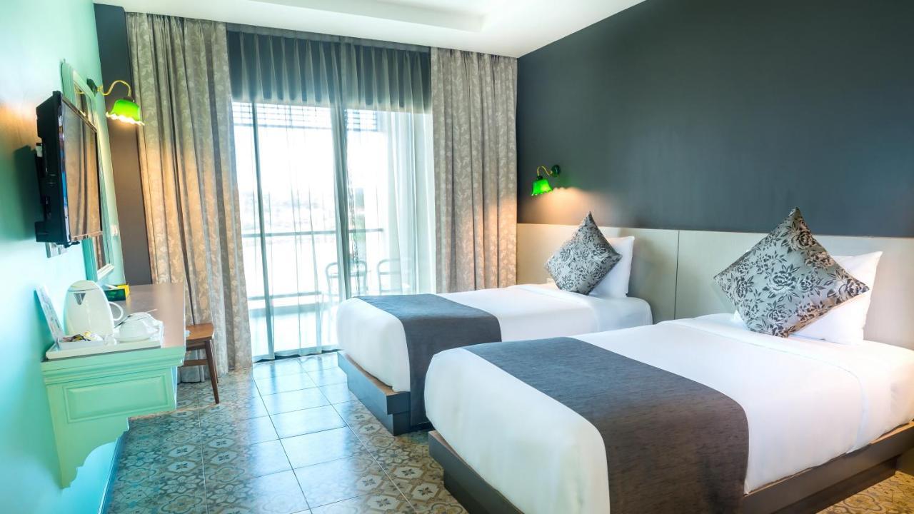Hotel Chiangkhong Teak Garden Riverfront Onsen Hotel- Sha Extra