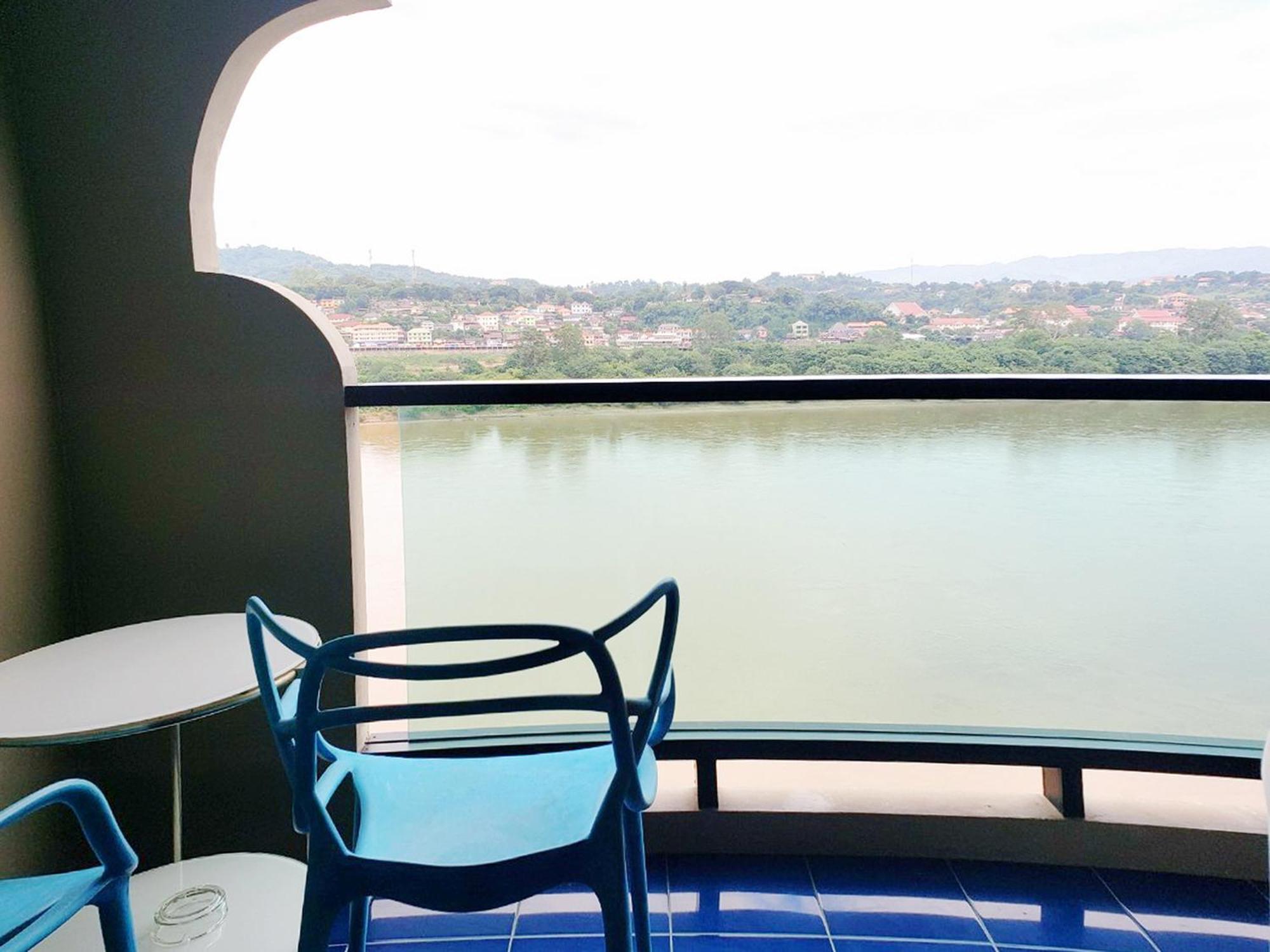 Chiangkhong Teak Garden Riverfront Onsen Hotel- Sha Extra Hotel