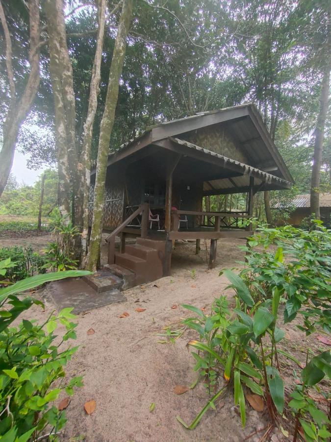Resort Phayam Coconut Koh Phayam