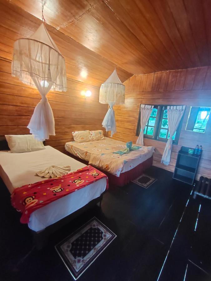 Phayam Coconut Resort Koh Phayam