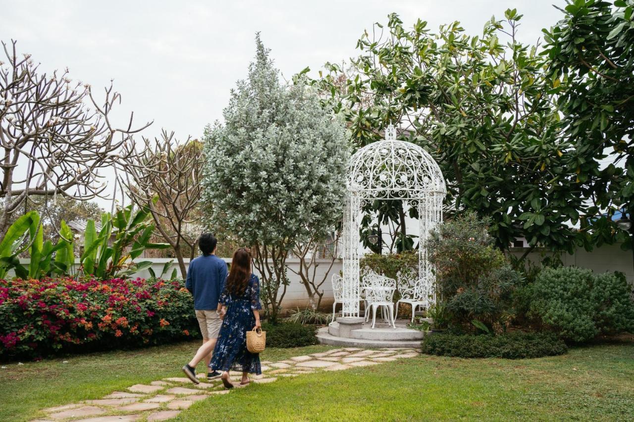 Resort Somewhere 3*