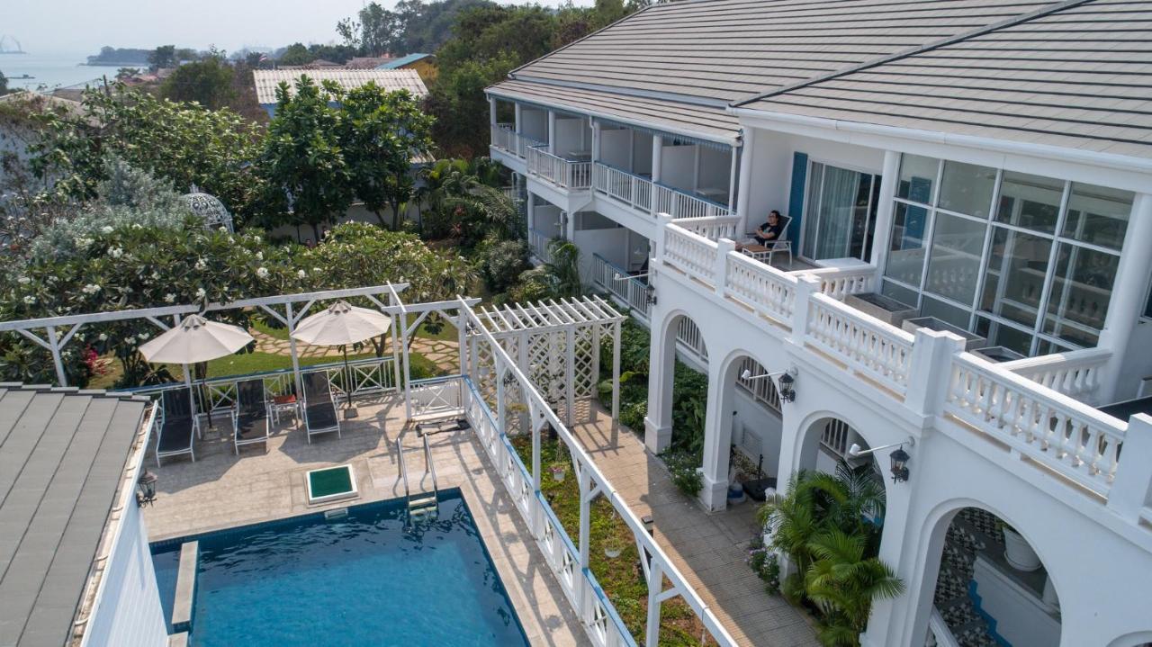 Somewhere Resort Ko Si Chang