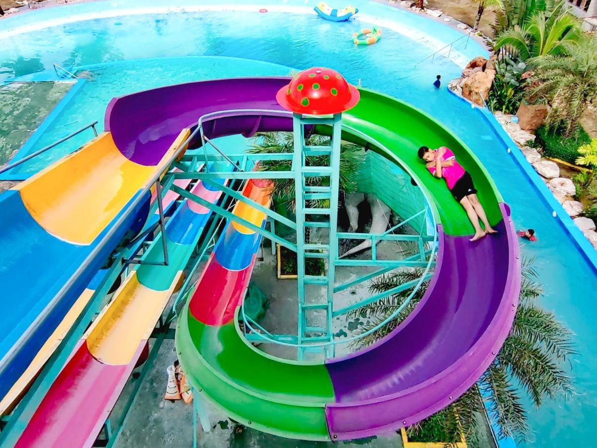 Hotel Oasis Waterpark Trang