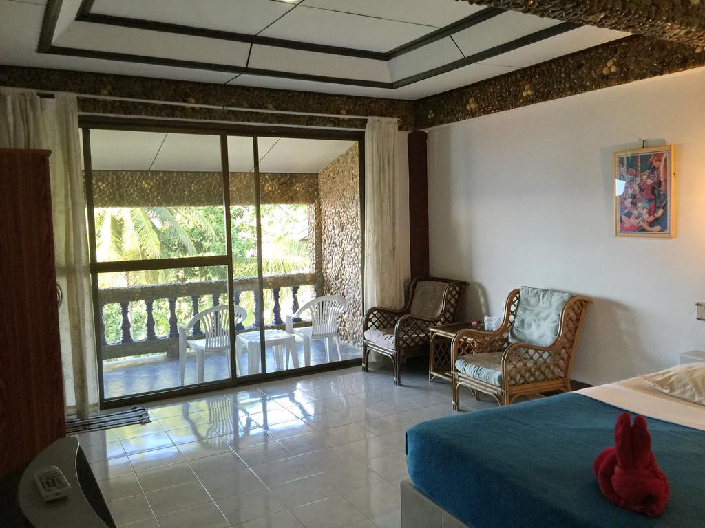 Plaloma Cliff Hotel