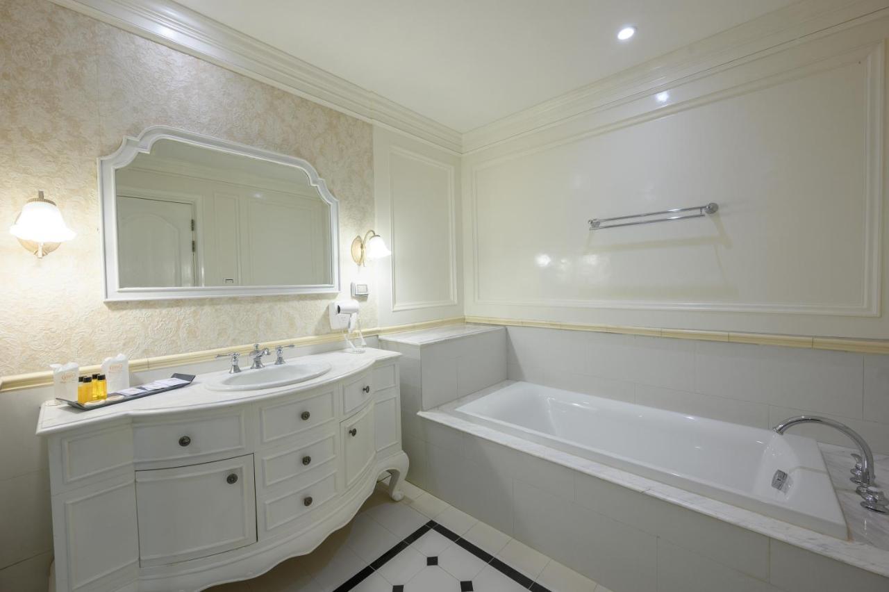 Hotel Chateau De Khaoyai &