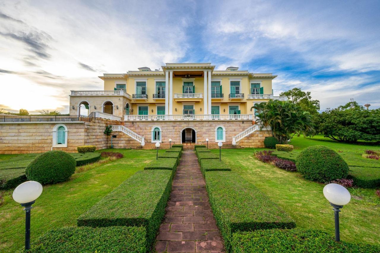 Hotel Chateau De Khaoyai & Khao Yai National Park