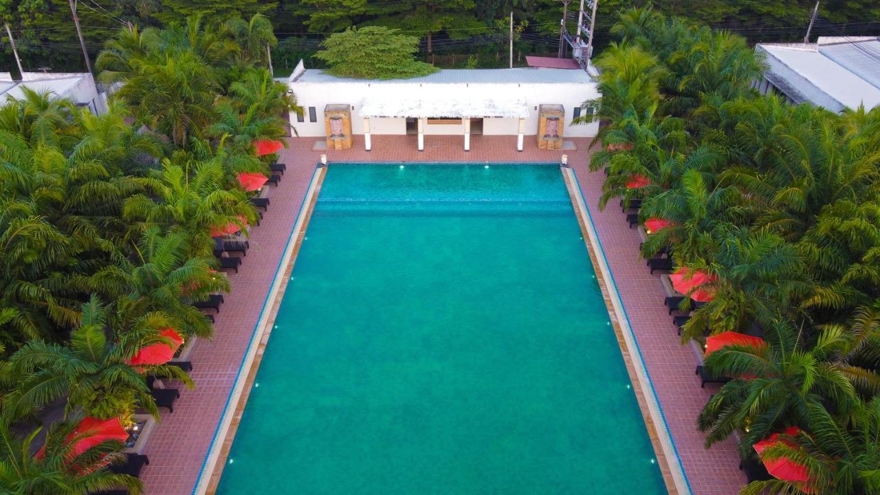 3z Pool And Resort 3*