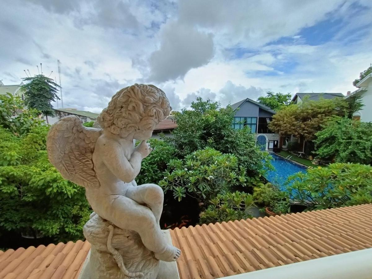 Aen Guy Boutique Sukhothai