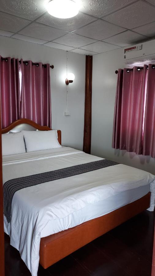 Resort Flora 3*