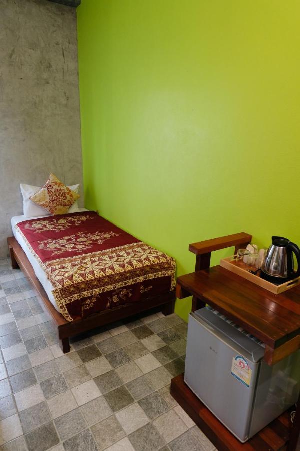 Bed & Breakfast Aonang Third Place Ao Nang