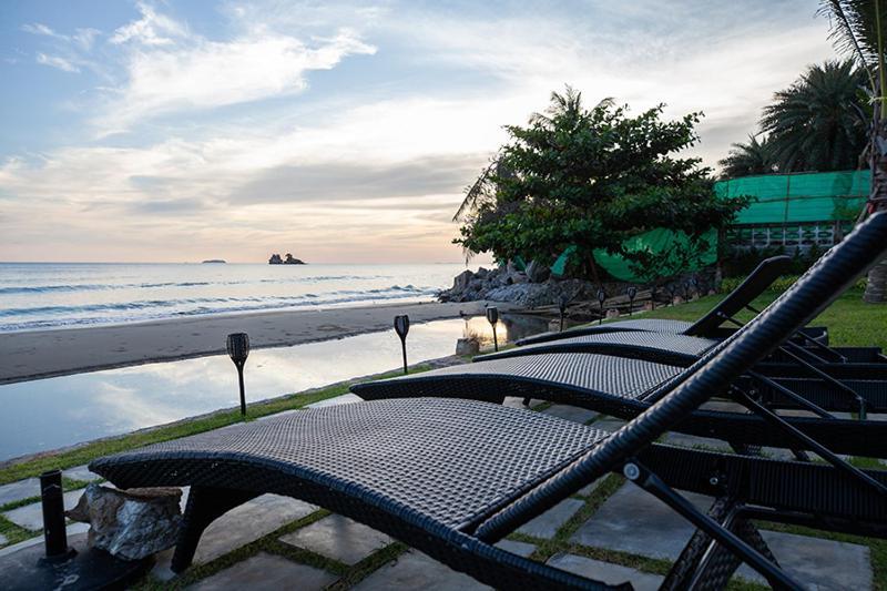 E263 Escape House Apartment Rayong