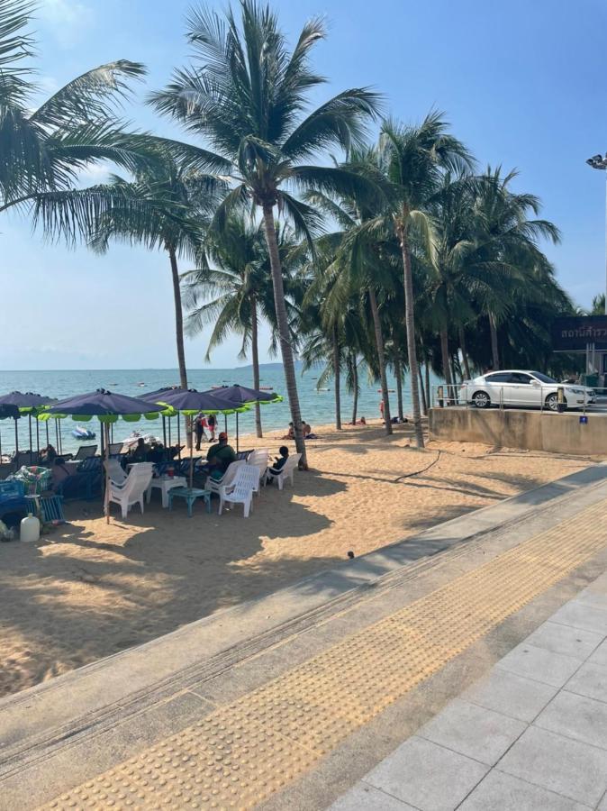 Grand Jomtien Beach