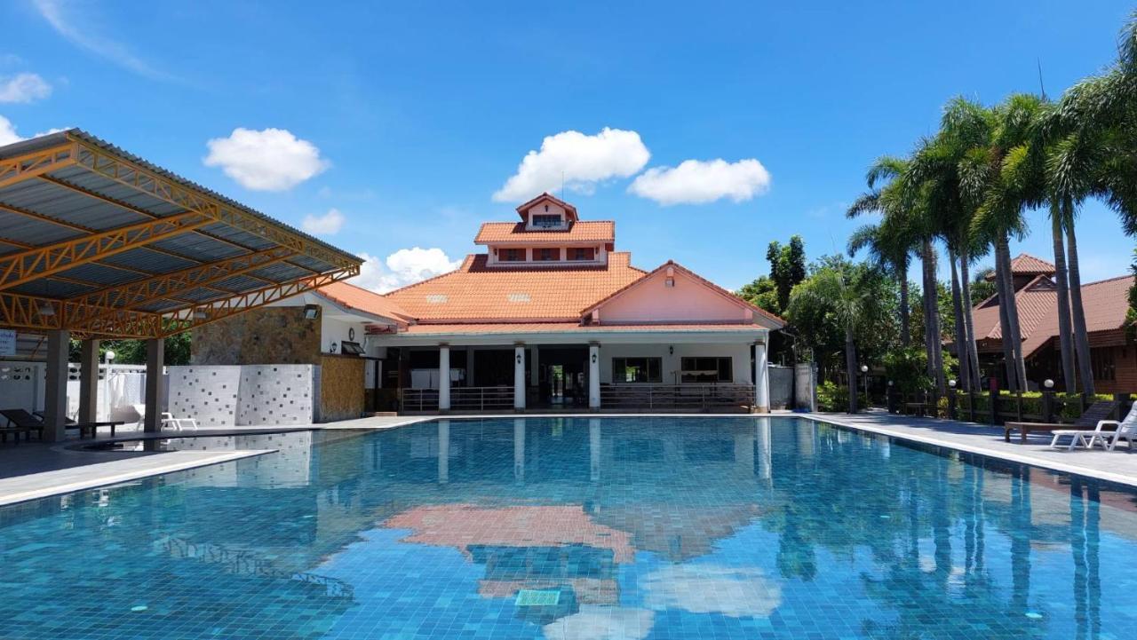 Hotel Ruenpruksa Prachuap Khiri Khan