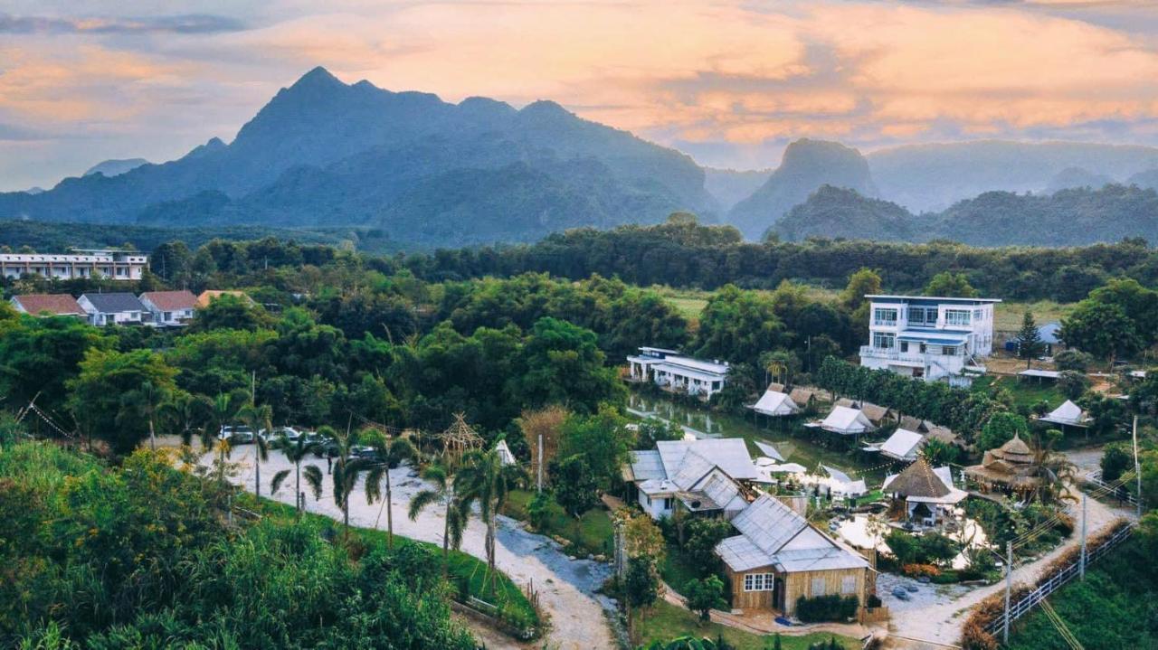 Resort Nang Non นางนอนแค้มป์ปิ้งวิลล์ Mae Sai