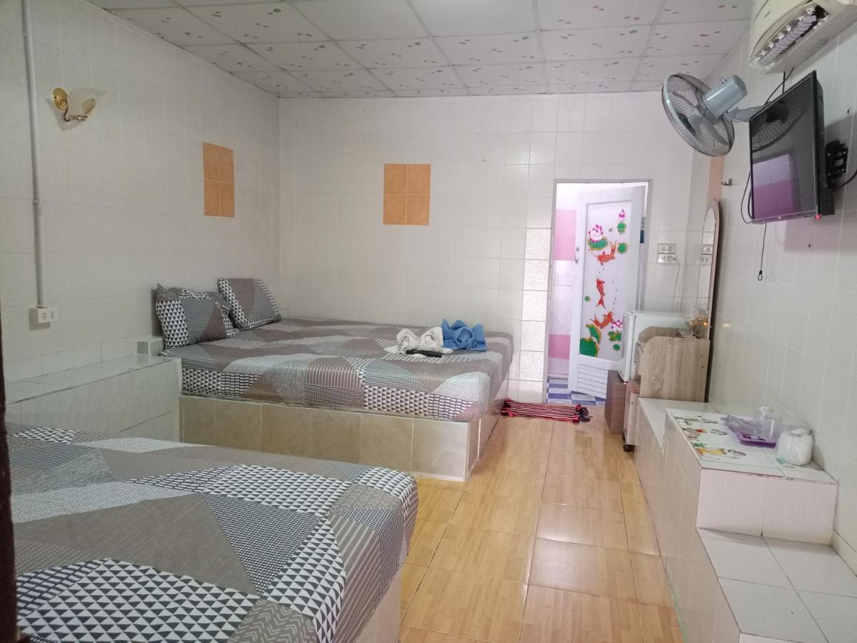 Kanjana Hotel 2*