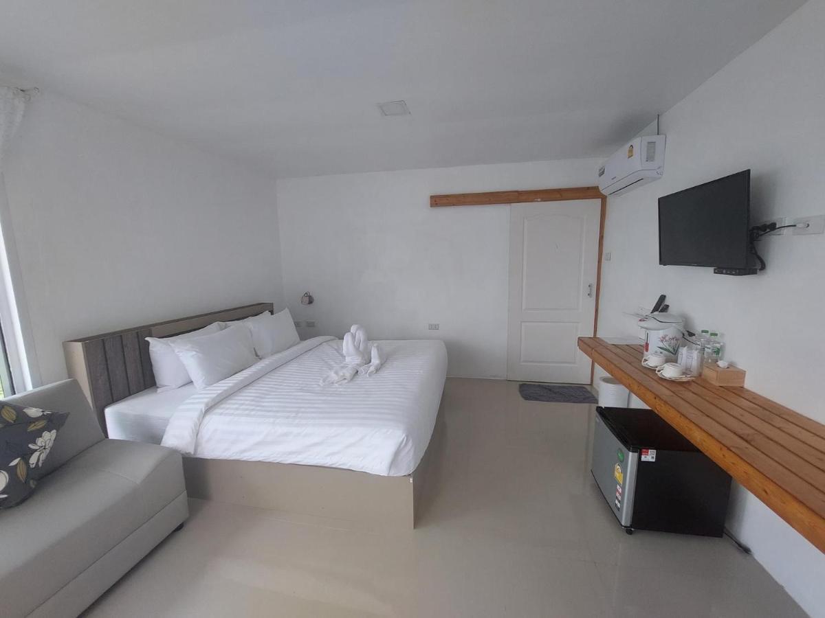 White House Bailan Hotel Koh Chang