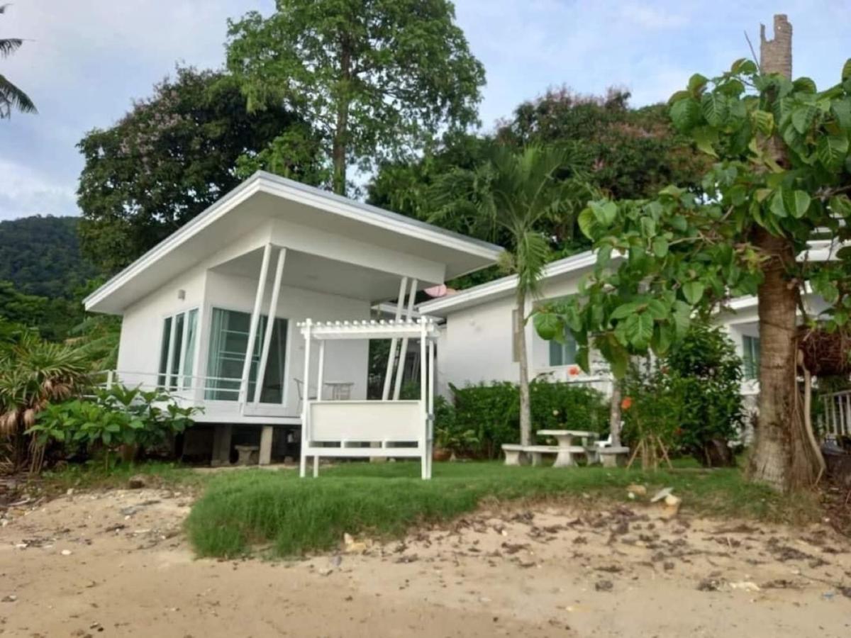 White House Bailan * Koh Chang