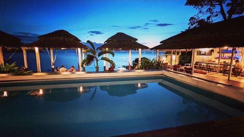Paradise 2*