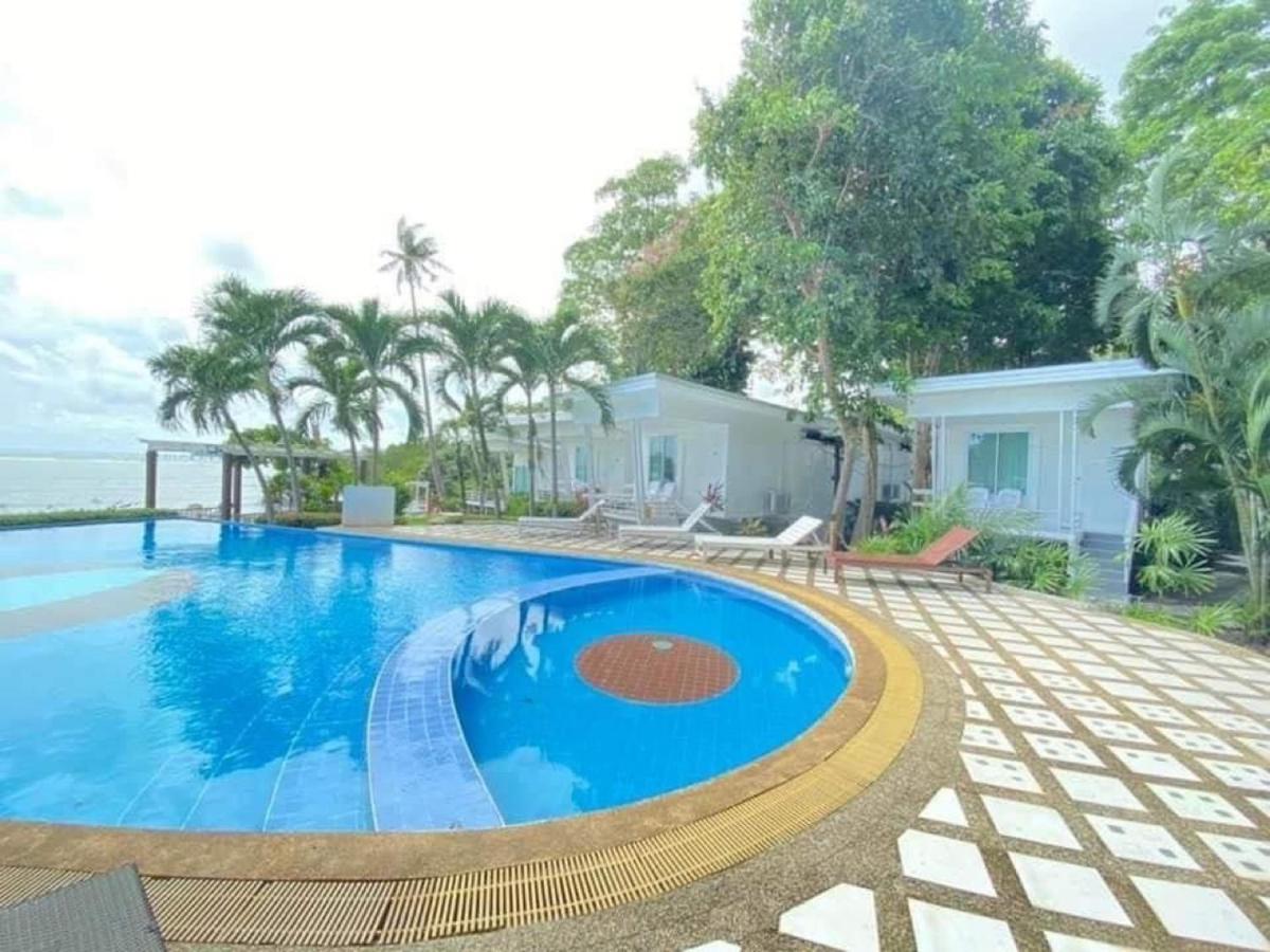 White House Bailan * Koh Chang