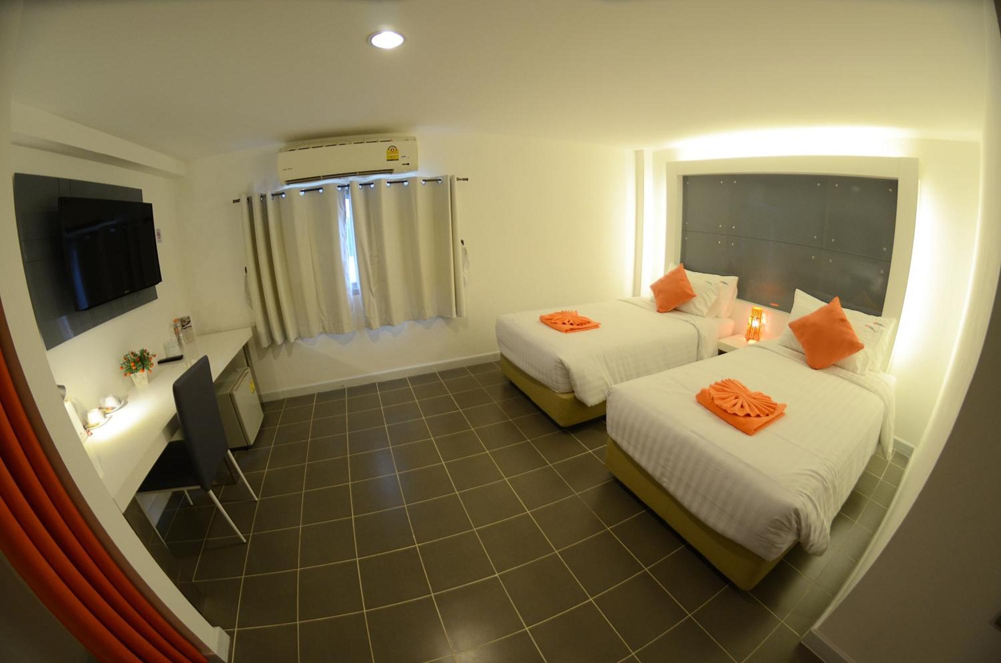 The Original Orange Hotel 3*