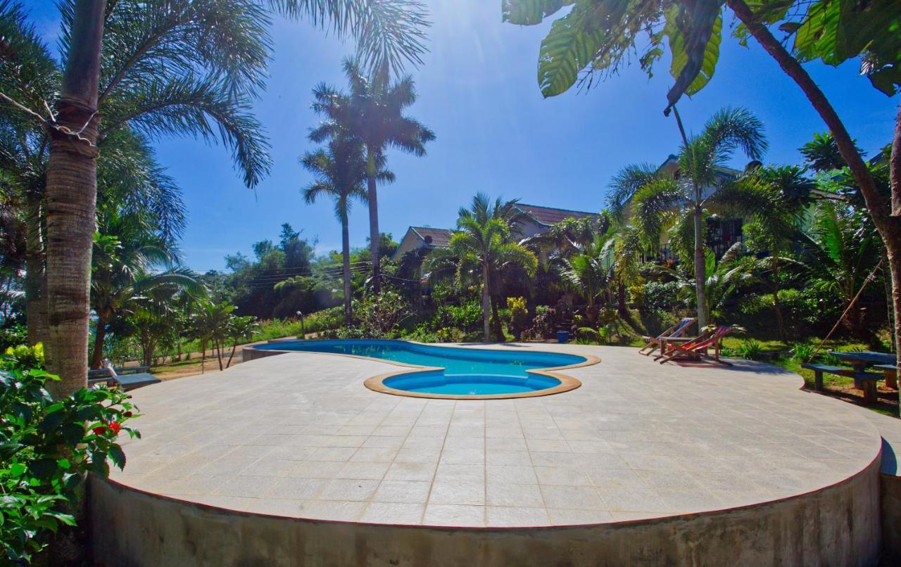Sea View Resort