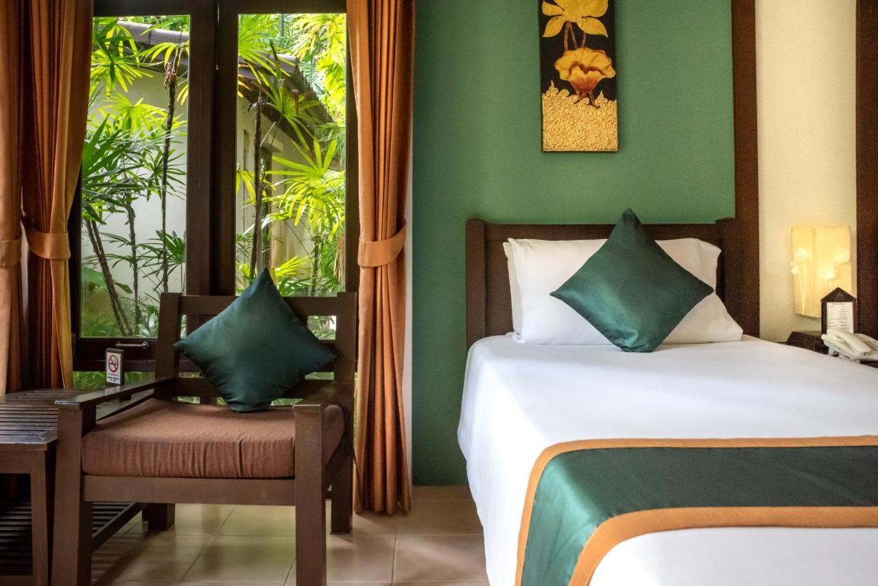 Resort Baan & - Sha Extra