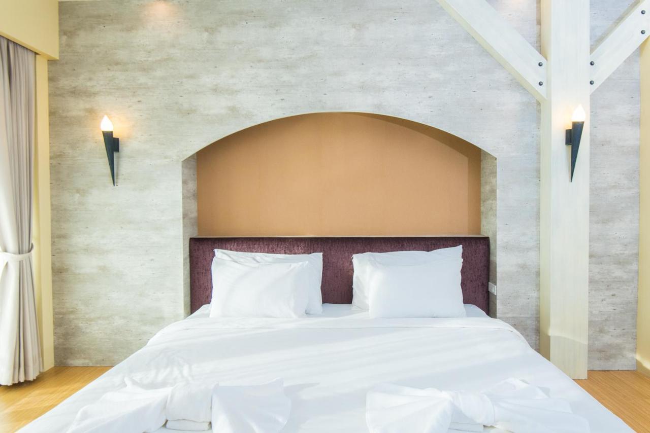 Hotel Baan Talay Cream Samut Songkhram