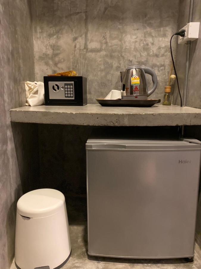 The Simple Hotel