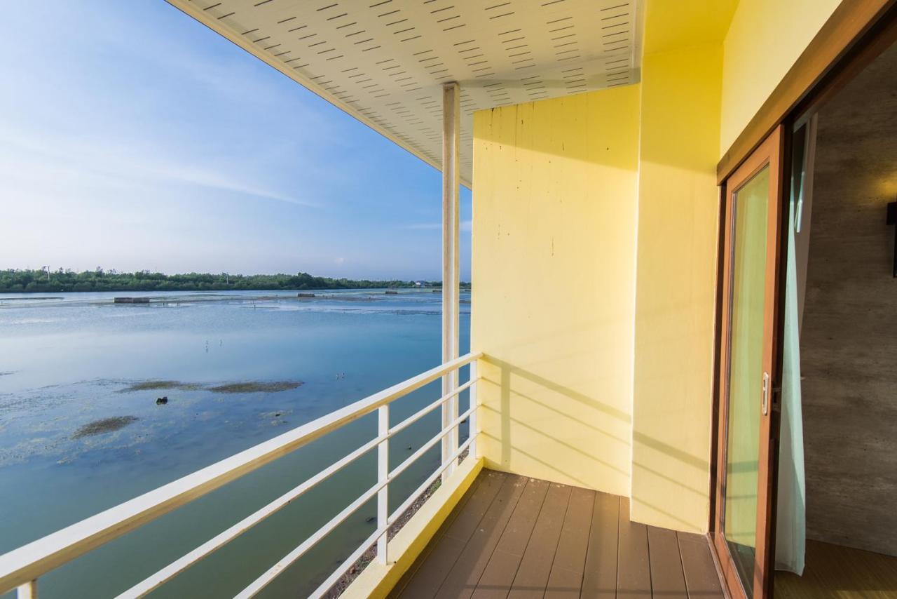 Baan Talay Cream Samut Songkhram