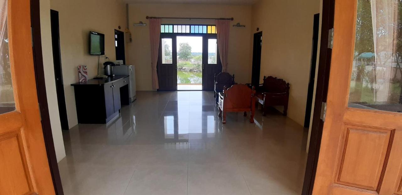 Hotel Baan Talay Cream
