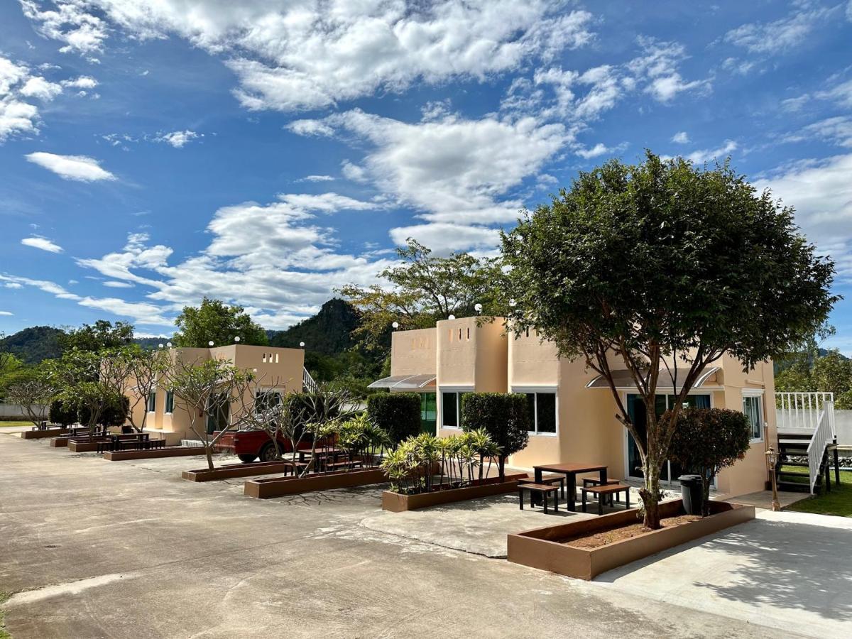Plearn Khaoyai Resort Mu Si