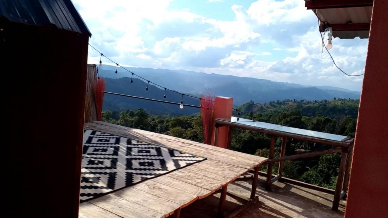 Terre Terrace Glamping - Doichang Bed & Breakfast *